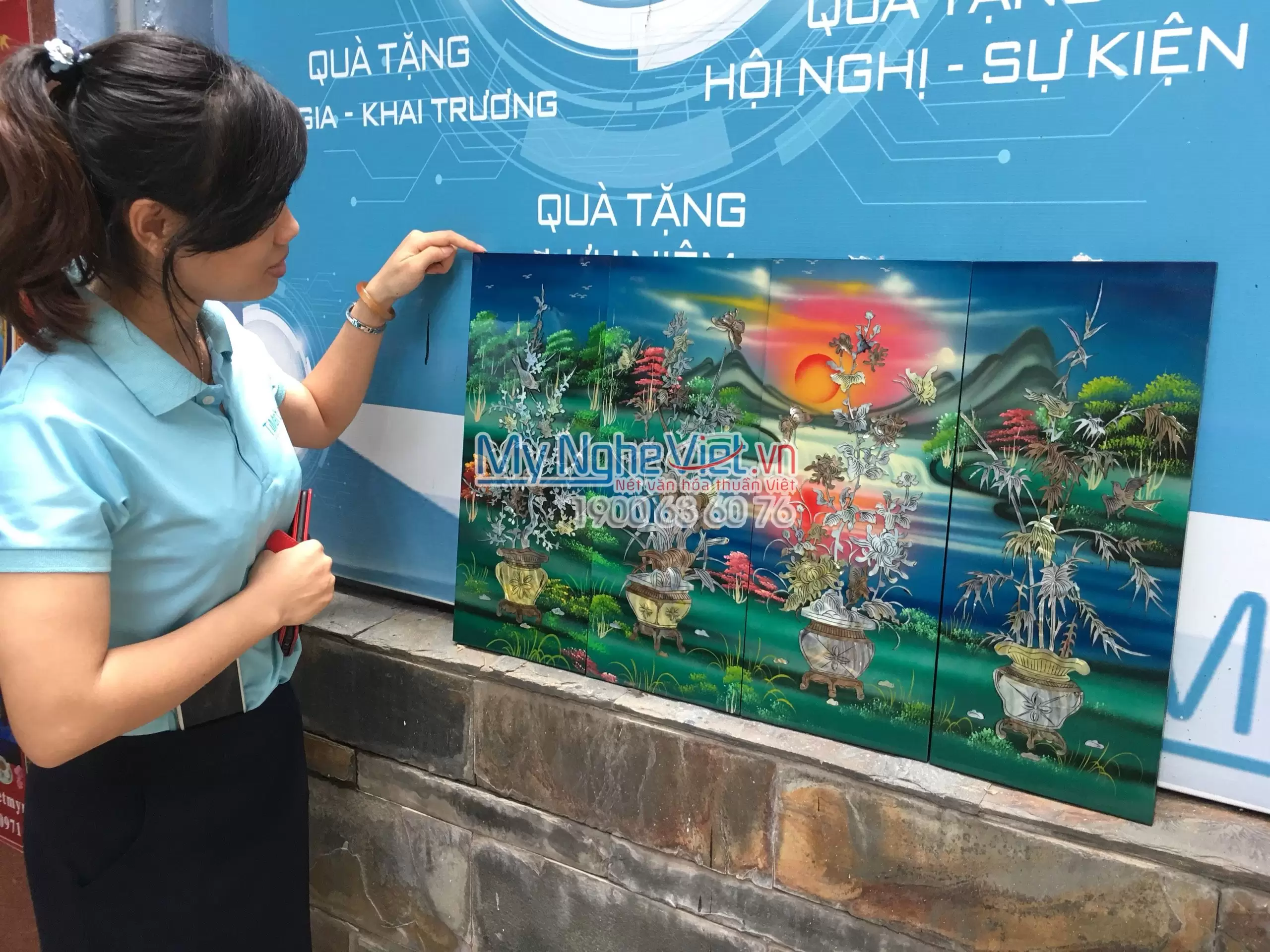 tranh-mai-lan-cuc-truc-nen-xanh-6_result.jpg