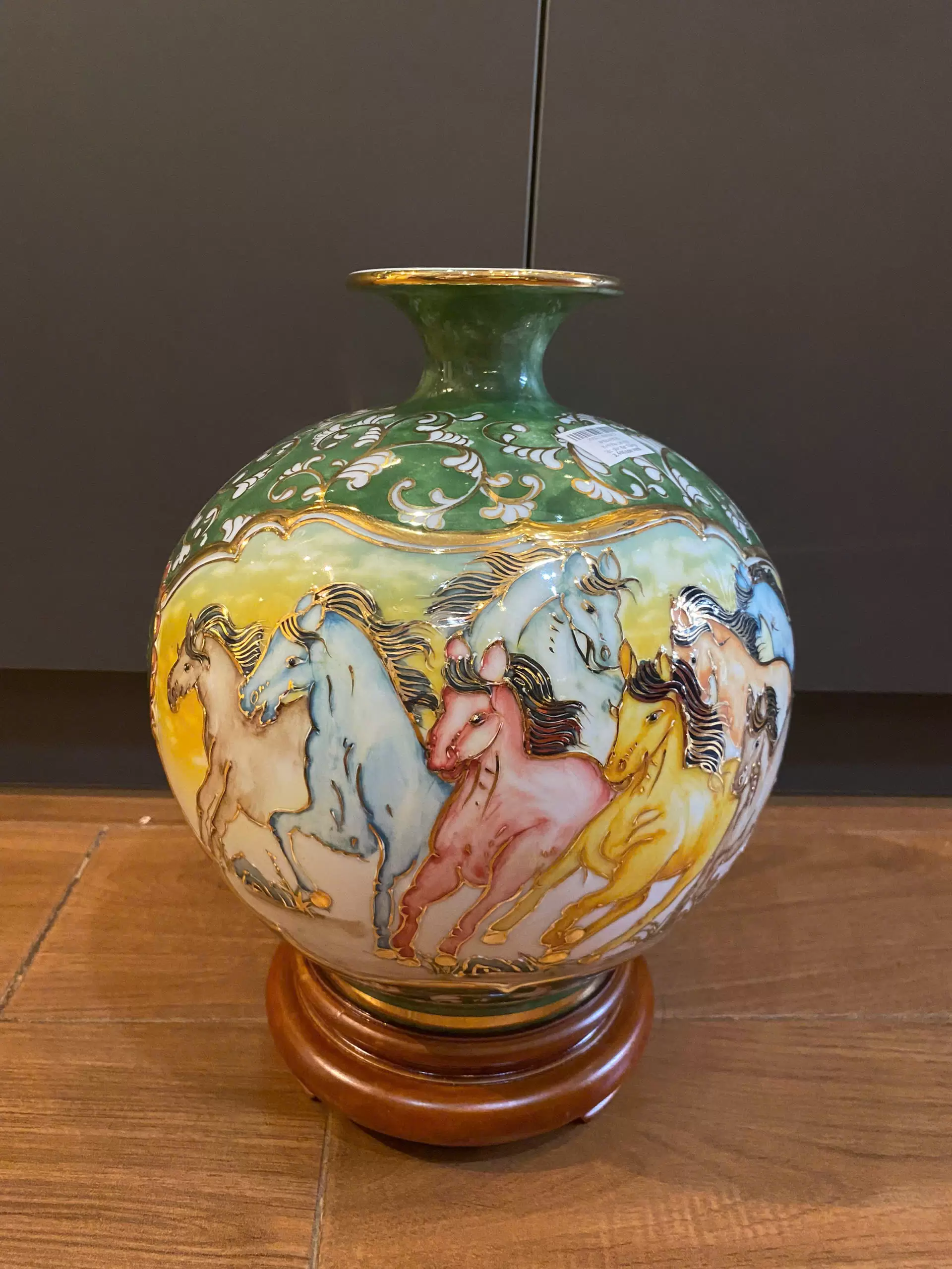 z5952655111816_f54b397fe5f52fb8a616b9cf47832b1c bình hút tài lộc cao cấp